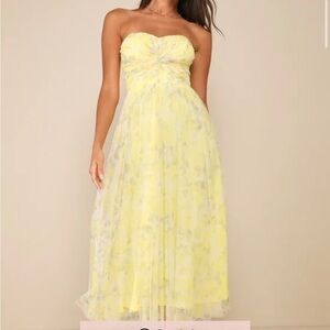 Lulu's Strapless Yellow Floral Dress